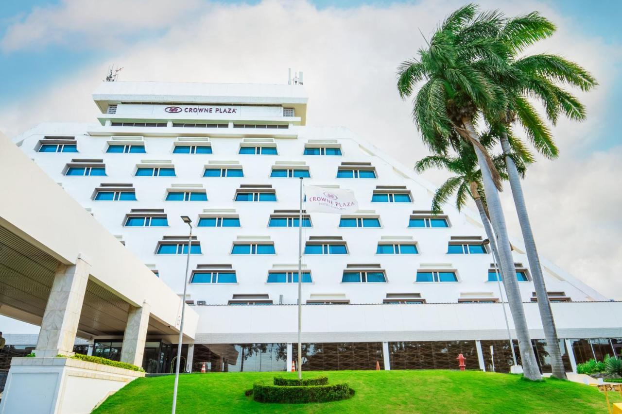 ホテル クラウン プラザ マナグア エクステリア 写真