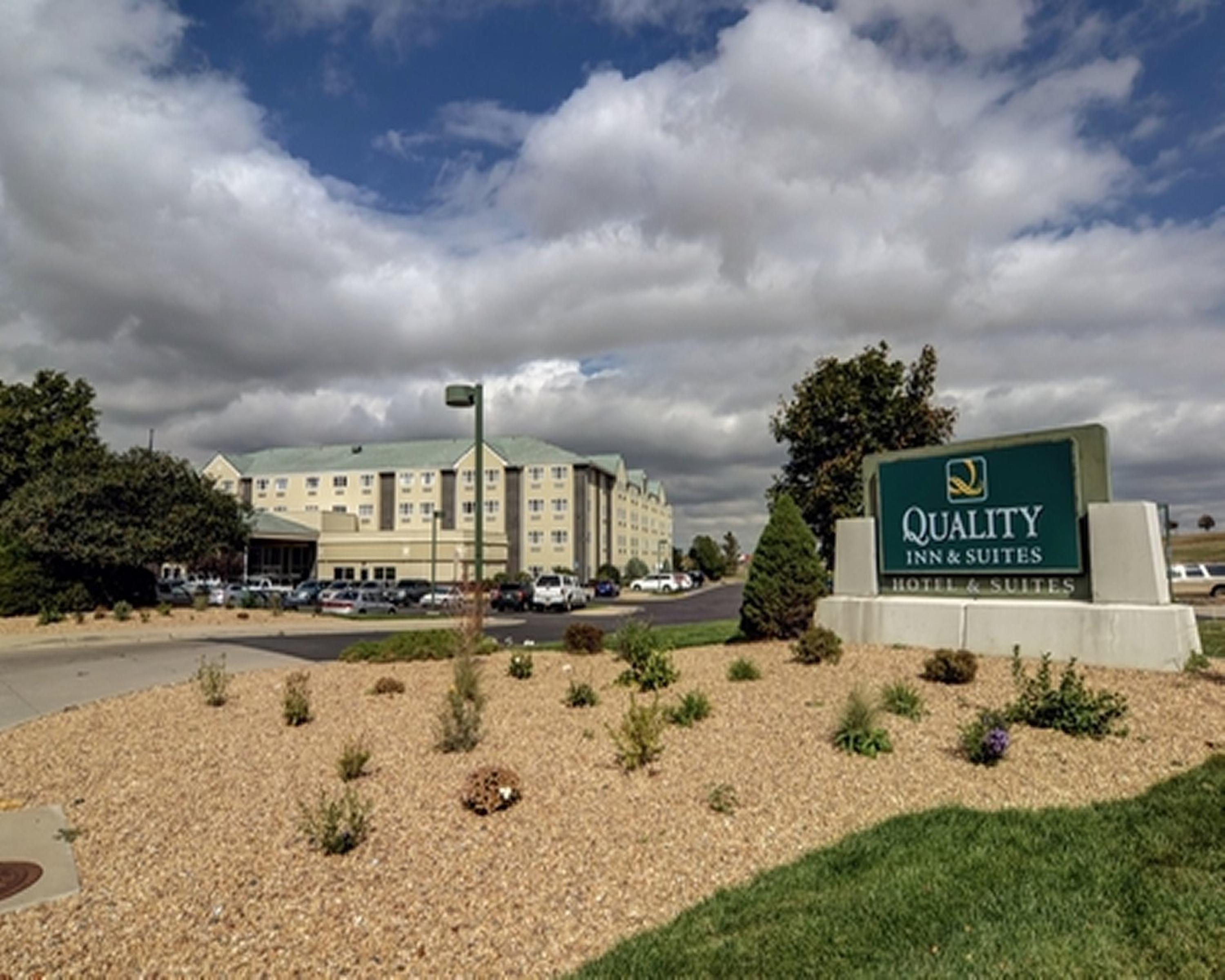 Quality Inn And Suites Denver Airport - Gateway Park オーロラ エクステリア 写真