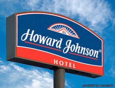 ホテル ハワード ジョンソン バイ ウィンダム ウィチタ フォールズ ウィチタフォールズ エクステリア 写真