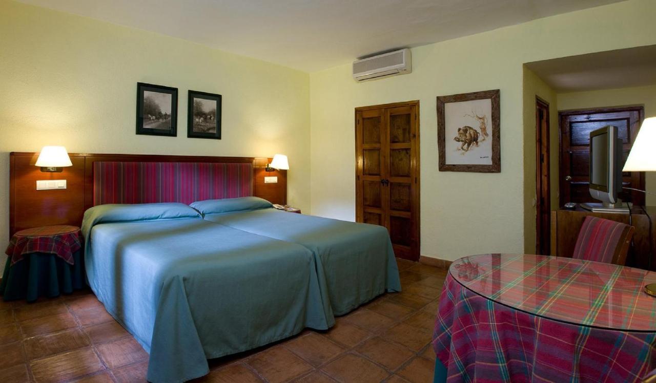 ホテル ラ ペルディス ラ・カロリナ エクステリア 写真