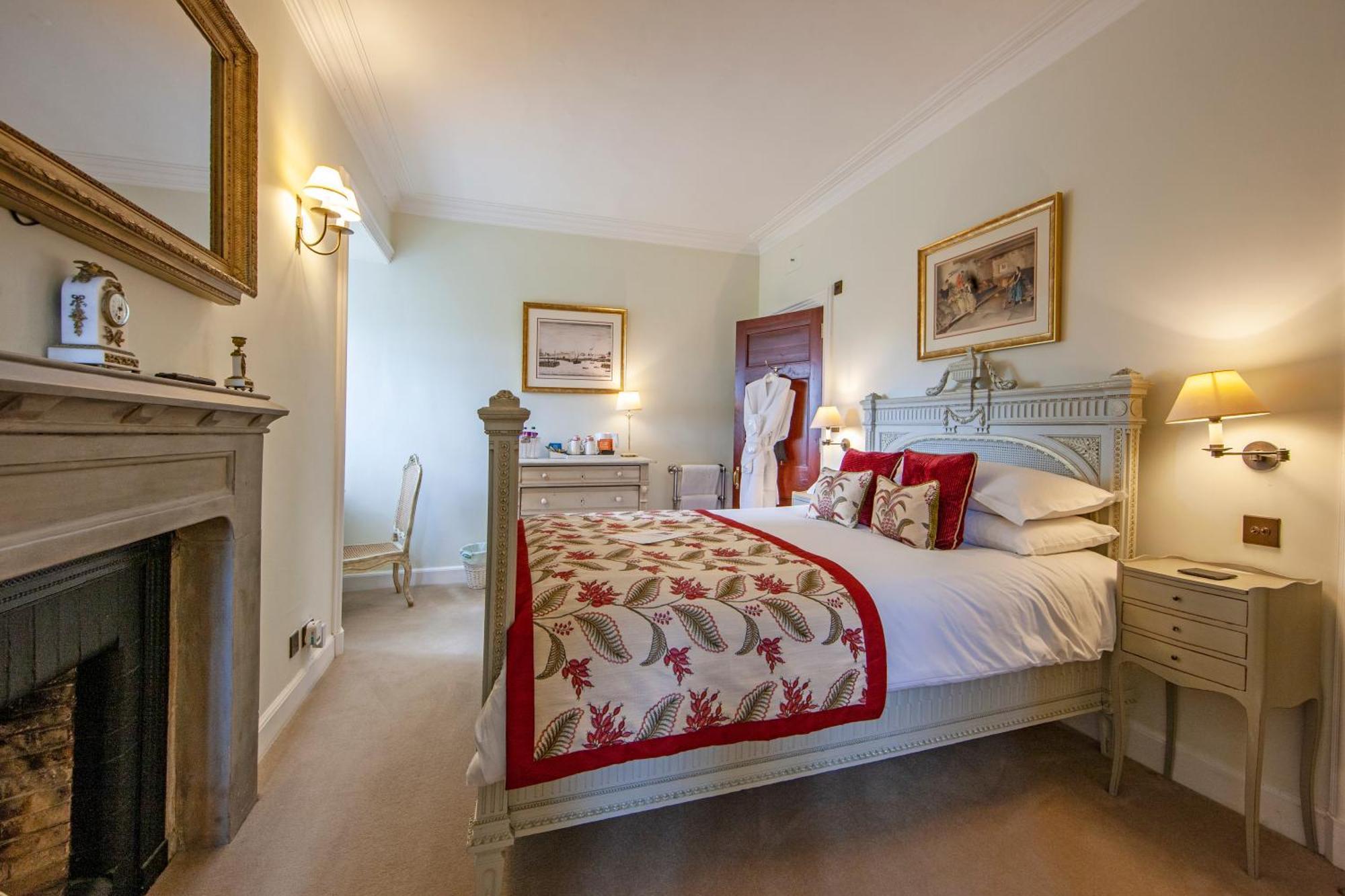 オーバン Barcaldine Castle Bed & Breakfast エクステリア 写真