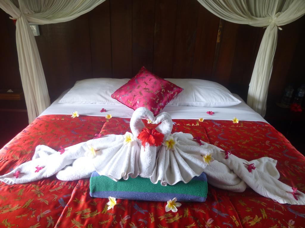 ホテル Joglo Taman Sari ウブド エクステリア 写真
