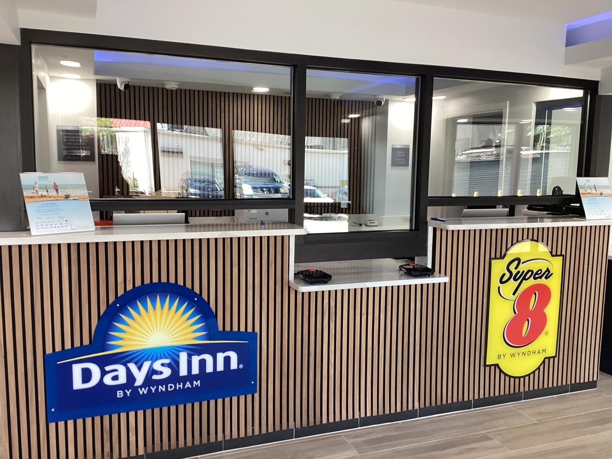 Days-Inn By Wyndham Baltimore Northwest エクステリア 写真