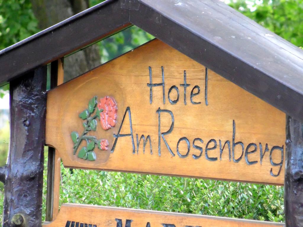 Hotel Am Rosenberg ホーフハイム・アム・タウヌス エクステリア 写真