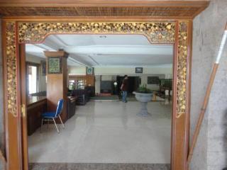 ホテル Maharani II クタ エクステリア 写真