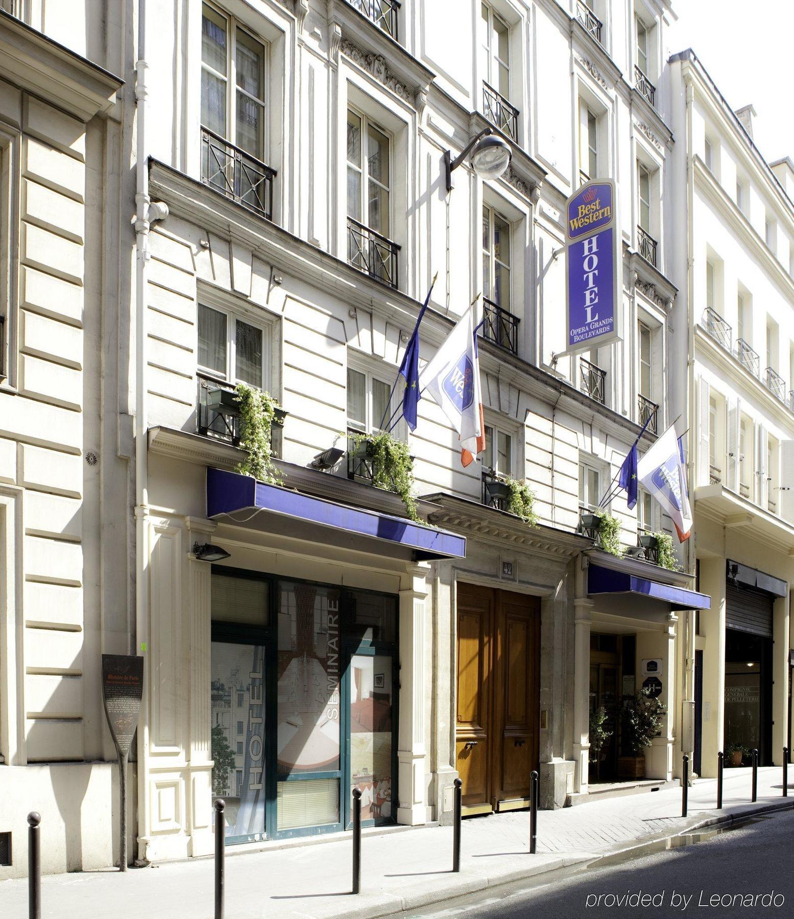 ホテル メルキュール パリ オペラ グラン ブールヴァール エクステリア 写真