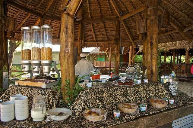 Samburu Intrepids Tented Camp Archers Post エクステリア 写真