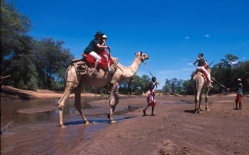 Samburu Intrepids Tented Camp Archers Post エクステリア 写真