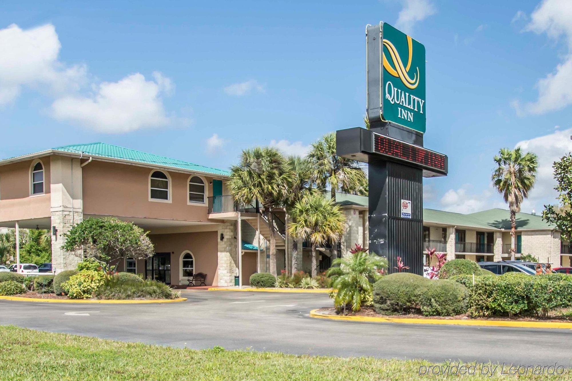Quality Inn & Suites Orlando Airport エクステリア 写真