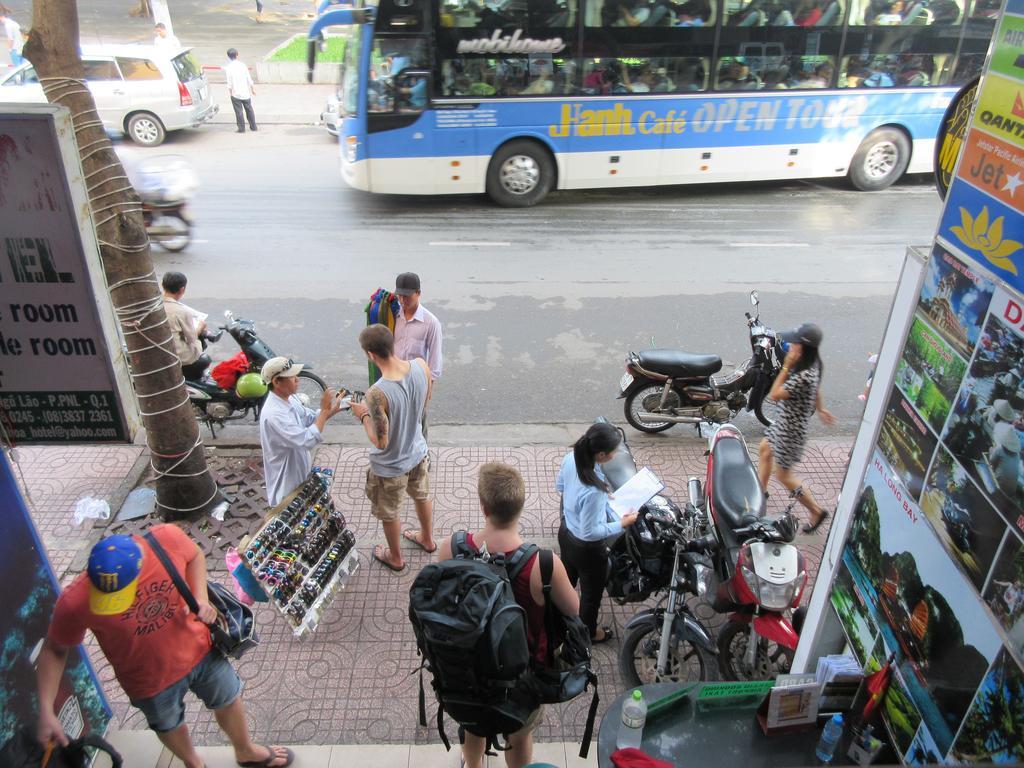 ホテル Reddoorz @ Pham Ngu Lao Street 4 ホーチミン市 エクステリア 写真