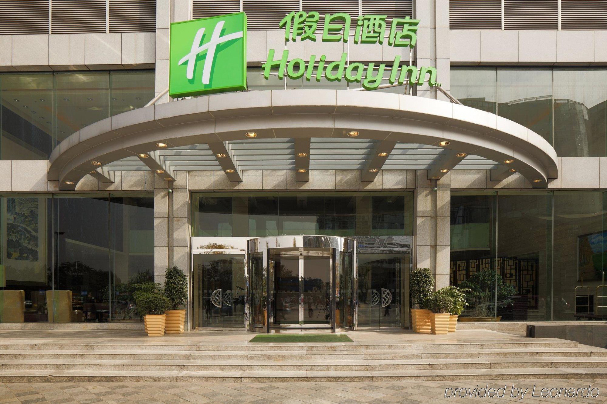 Holiday Inn East Century City 成都 エクステリア 写真