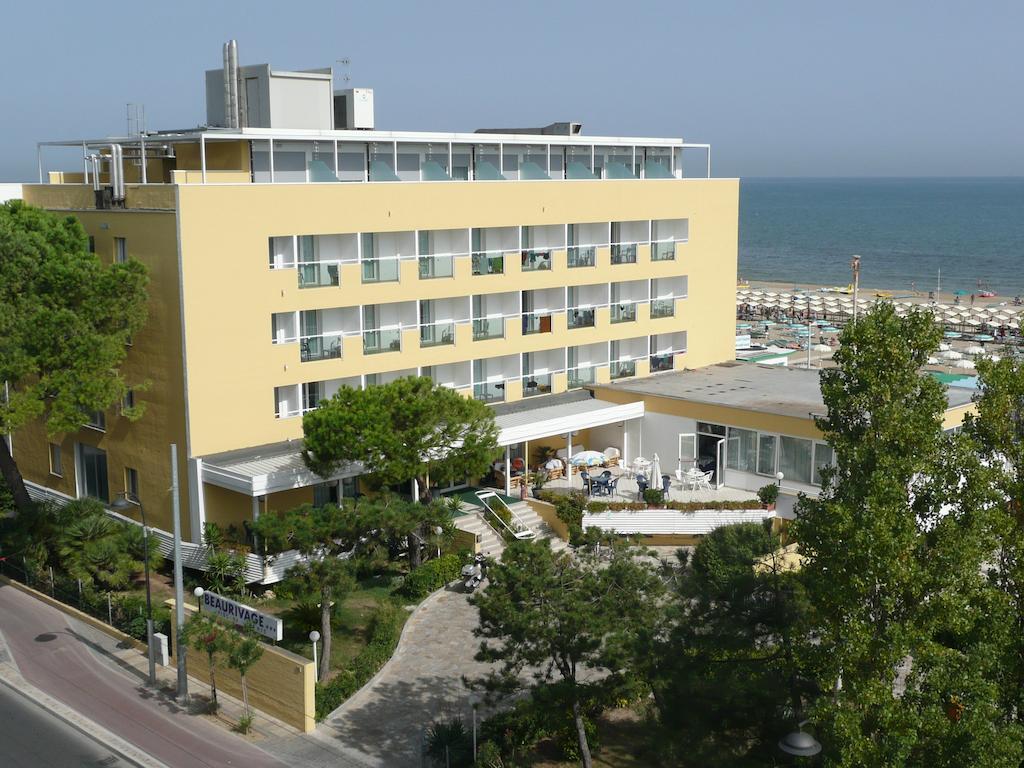 Hotel Beaurivage Fogliano Marina エクステリア 写真