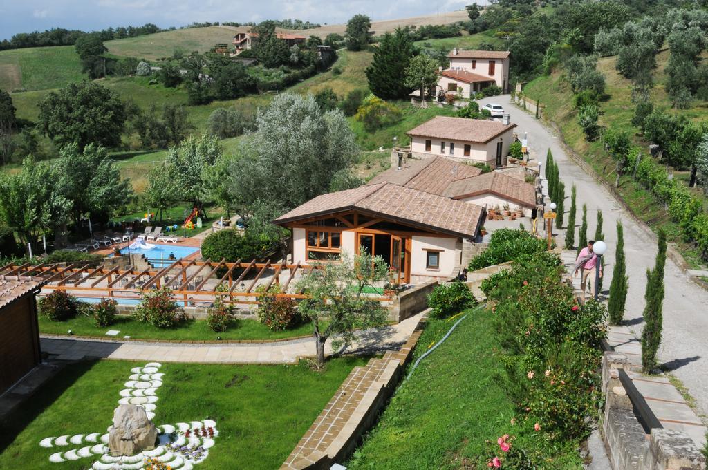 Resort Umbria Spa ファブロ エクステリア 写真