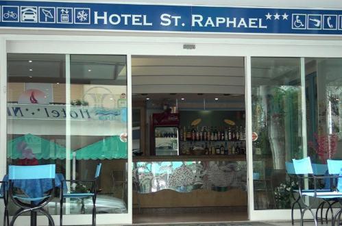 Hotel St. Raphael Rivazzurra Di Rimini エクステリア 写真