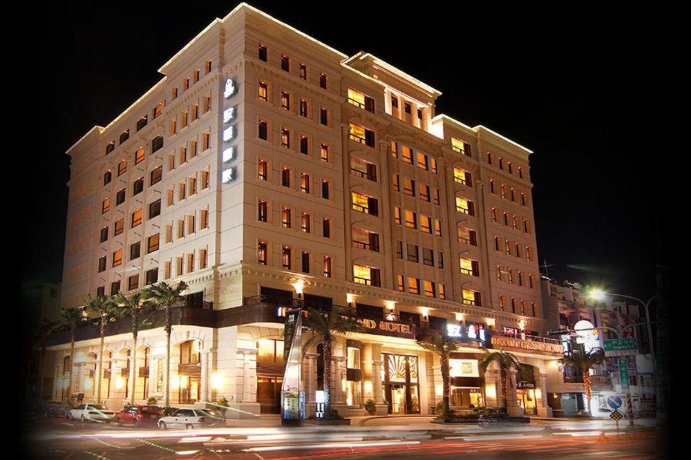 ジャストウィン グランド ホテル 台南 エクステリア 写真