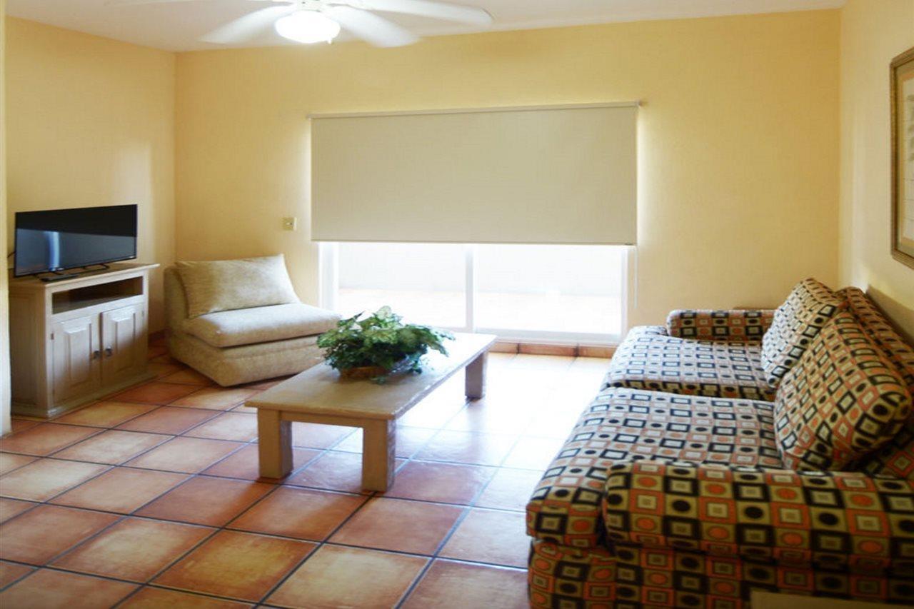 Suites Las Palmas San José del Cabo エクステリア 写真