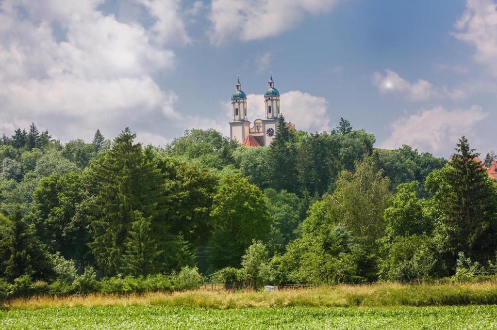 Hotel Kloster Holzen Allmannshofen エクステリア 写真