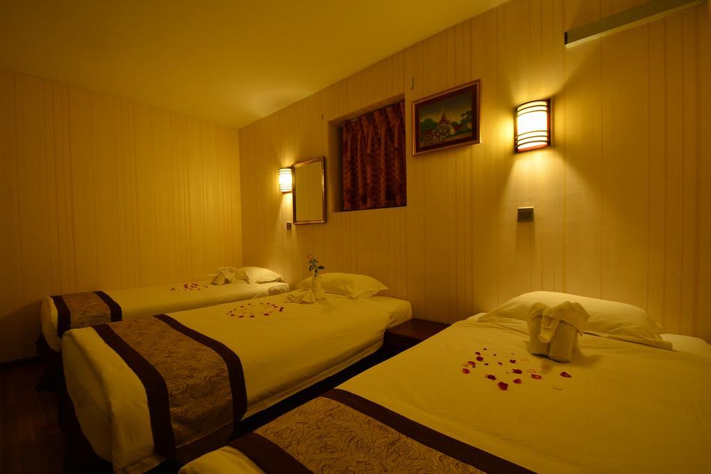 ホテル ファミリー トレジャー ヤンゴン 部屋 写真