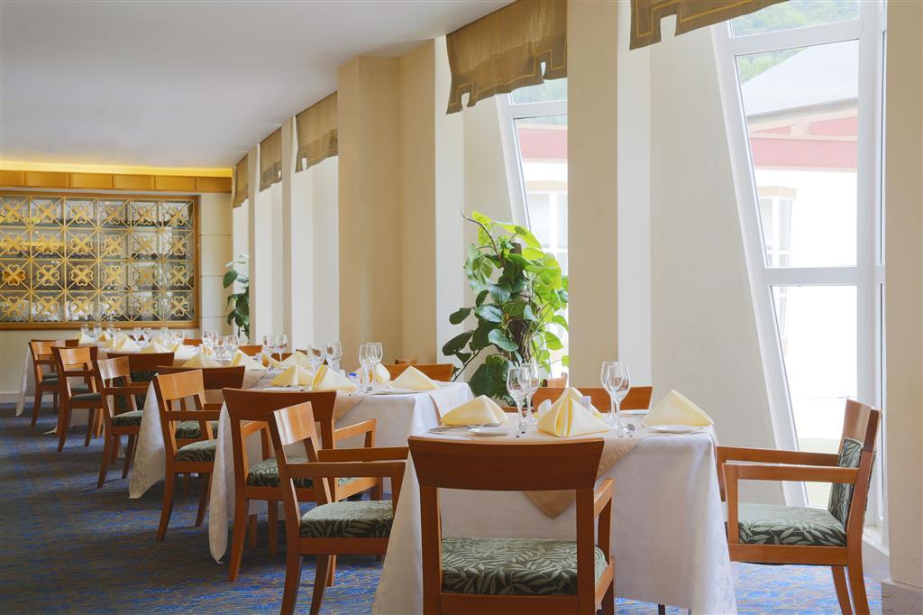 Sheraton Jiuzhaigou Resort レストラン 写真