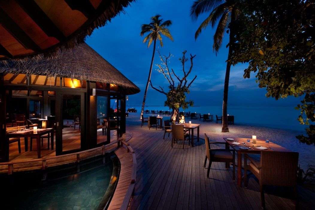 Hilton Maldives Iru Fushi Resort & Spa ヌーヌ環礁 レストラン 写真