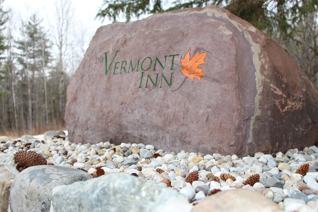 The Vermont Inn Mendon エクステリア 写真