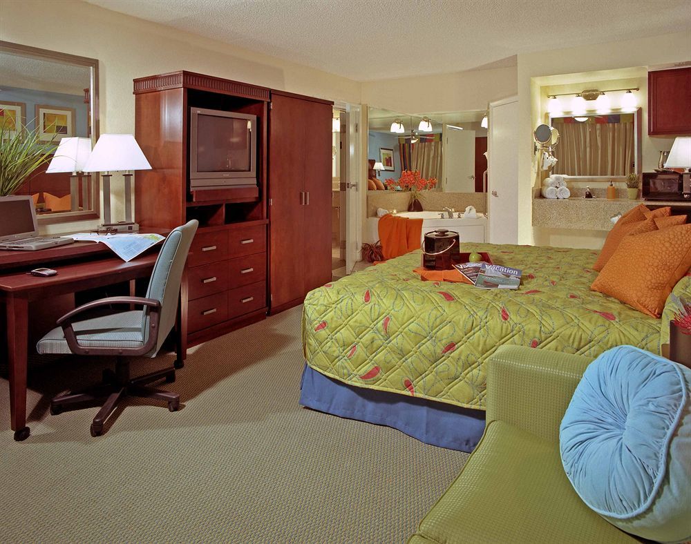 ホテル フラミンゴ ウォーターパーク リゾート キシミー エクステリア 写真