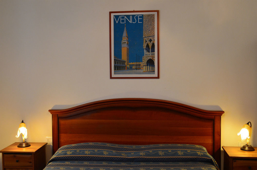 ホテル サン サミュエレ ヴェネツィア エクステリア 写真