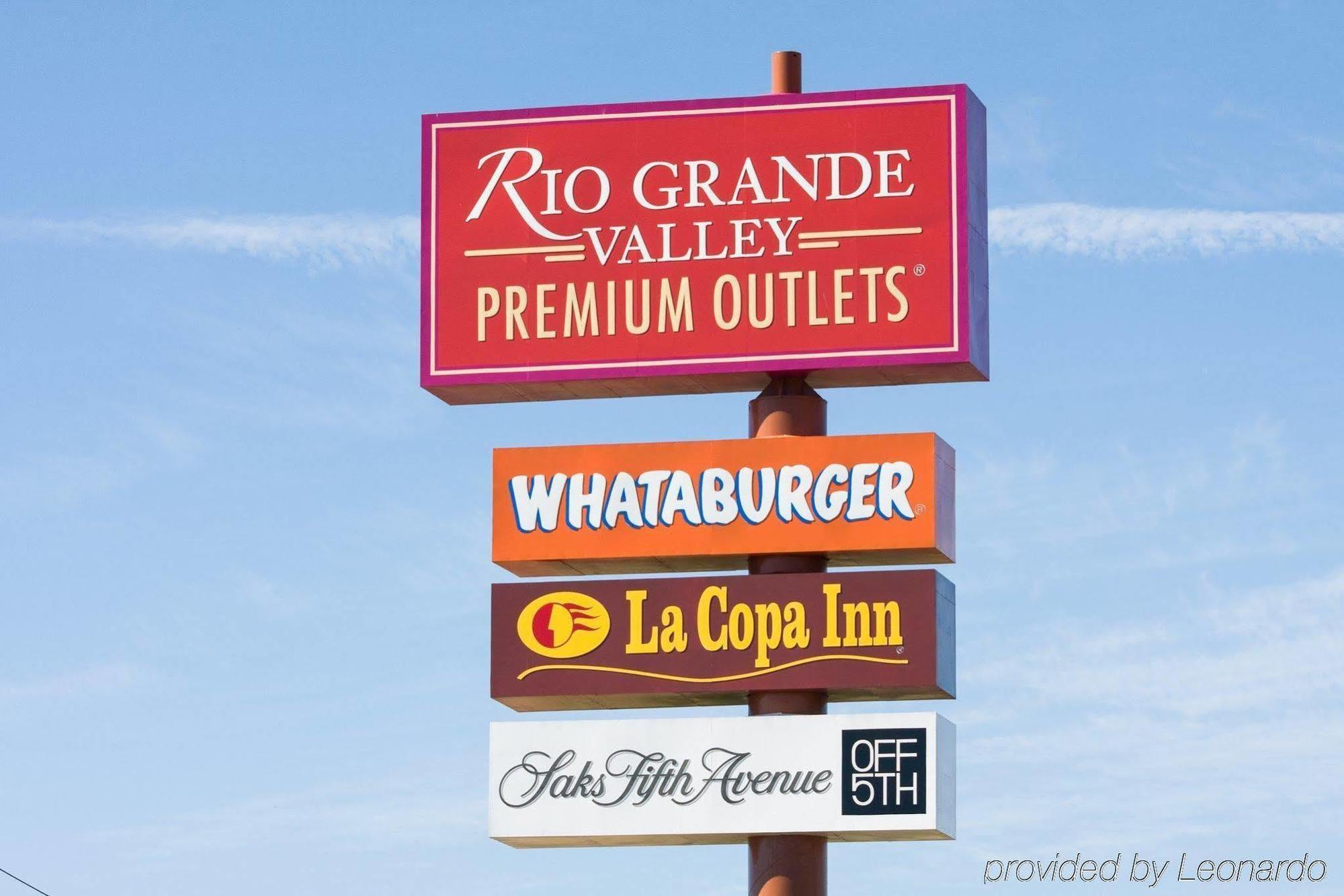 Quality Inn & Suites At The Outlets Mercedes-Weslaco エクステリア 写真