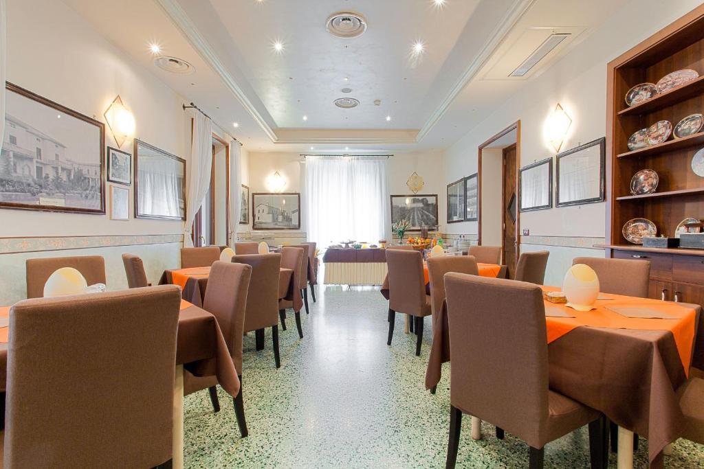 Hotel Fattoria Stocchi Quattromiglio エクステリア 写真