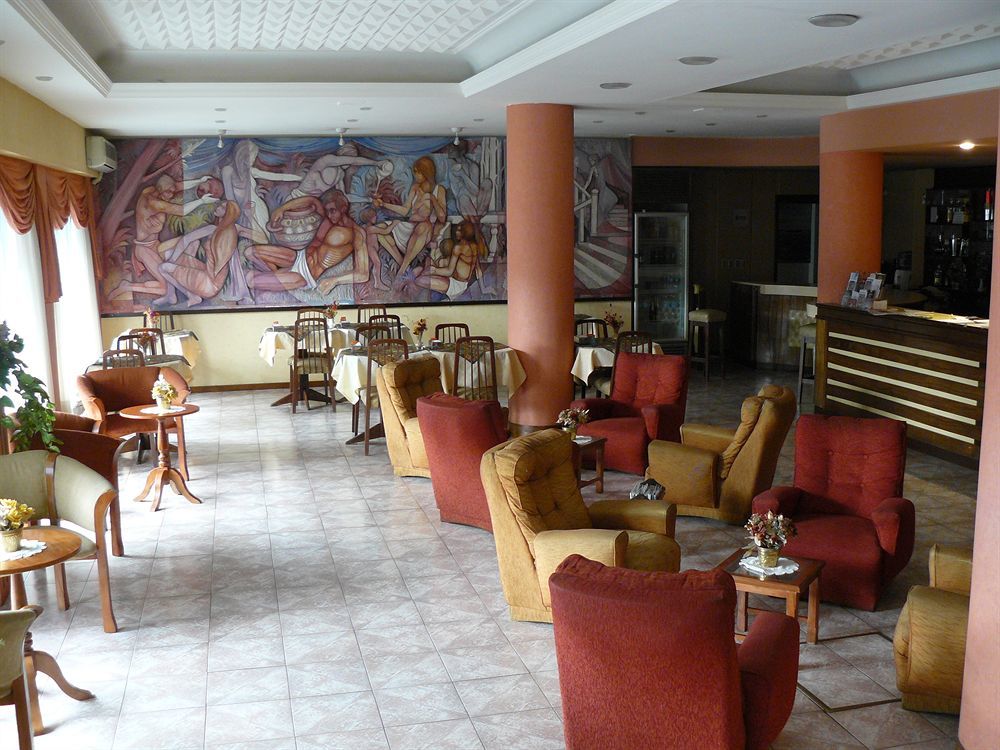 ホテル カテドラル マル・デル・プラタ エクステリア 写真