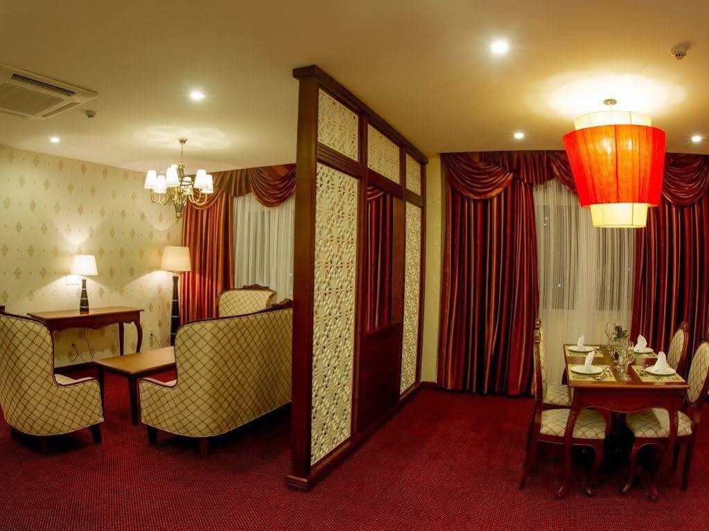 サイゴン ラックザー ホテル エクステリア 写真