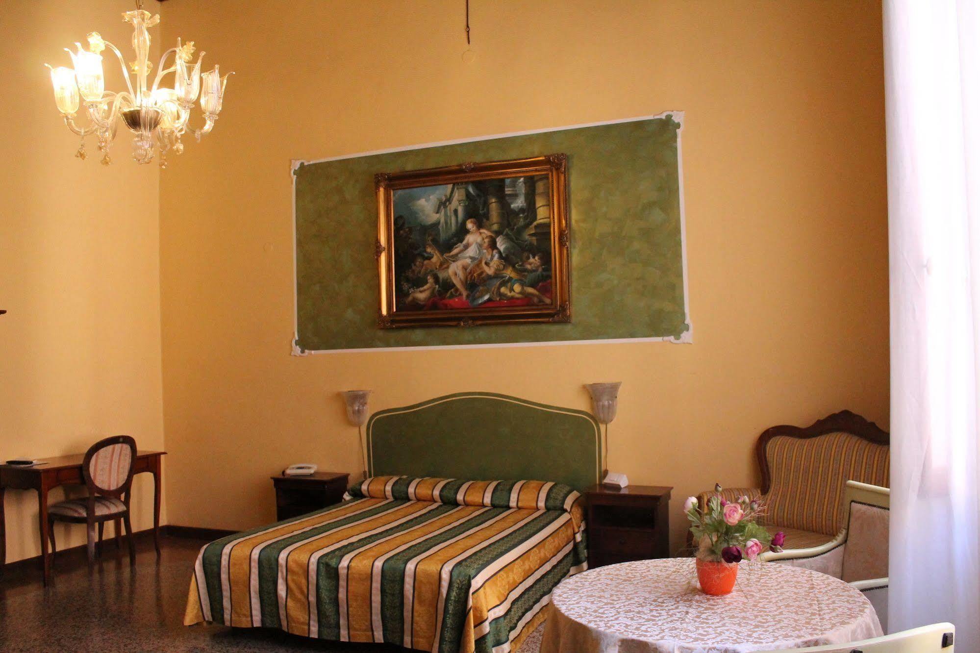 ヴェネツィアLion Morosini Palaceアパートメント エクステリア 写真