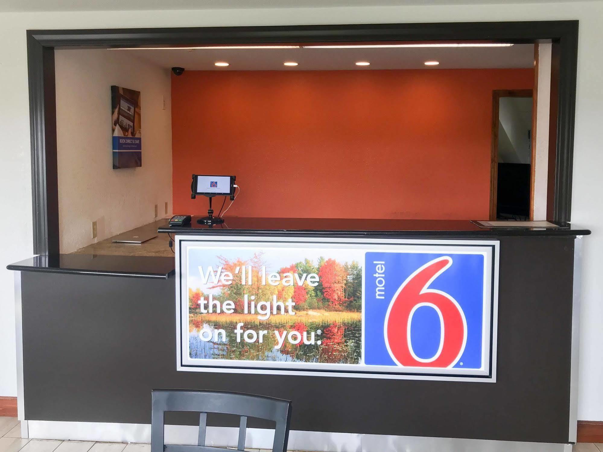 Motel 6-Holyoke, Ma ウェストフィールド エクステリア 写真