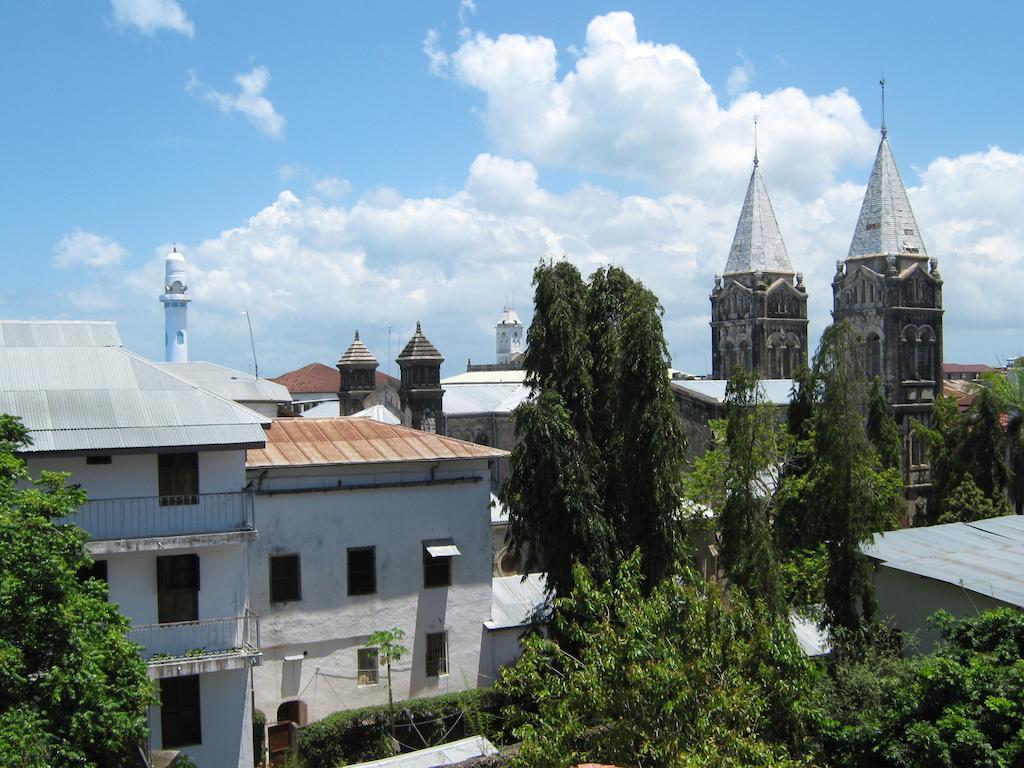 タウシ パレス ホテル Zanzibar エクステリア 写真