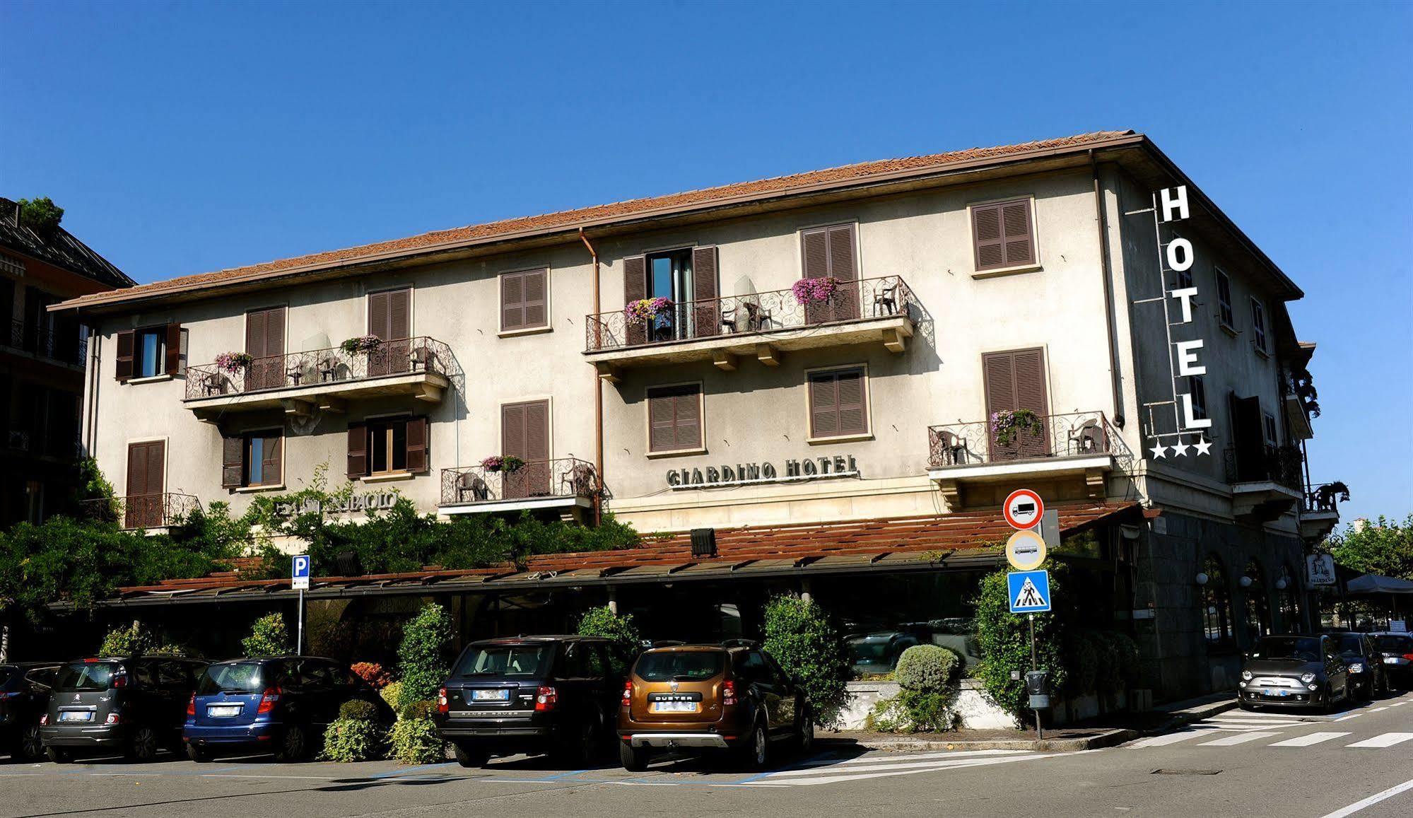 ホテル ジャルディーノ アローナ エクステリア 写真