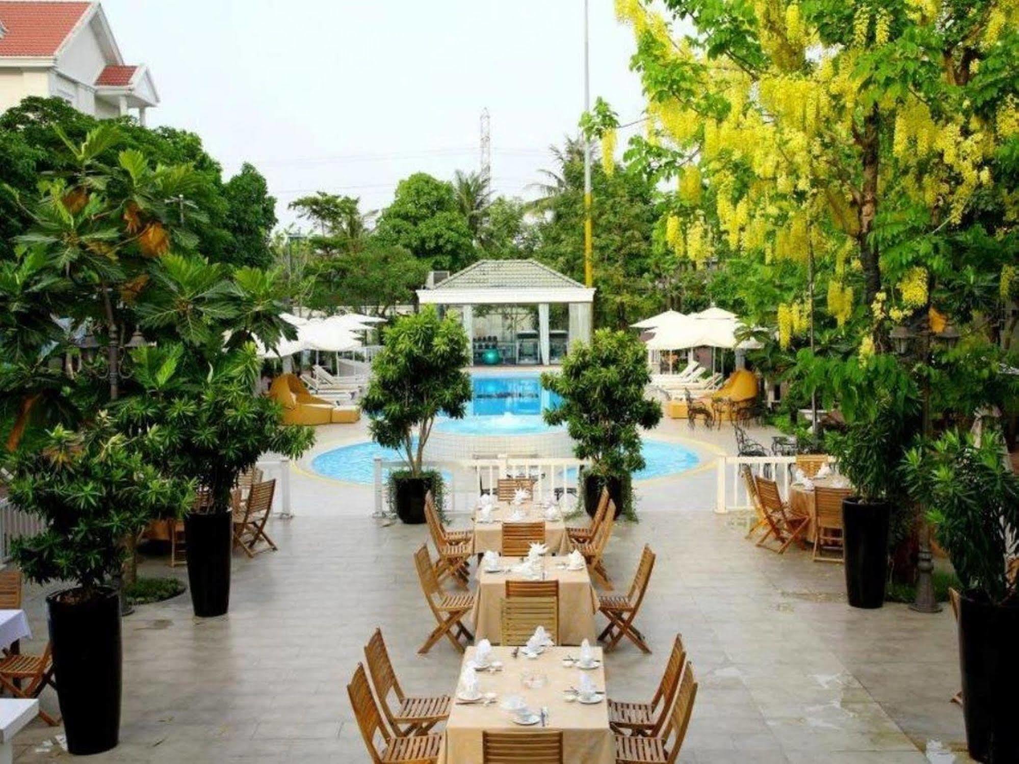 Toki Saigon Resort & Spa ホーチミン市 エクステリア 写真