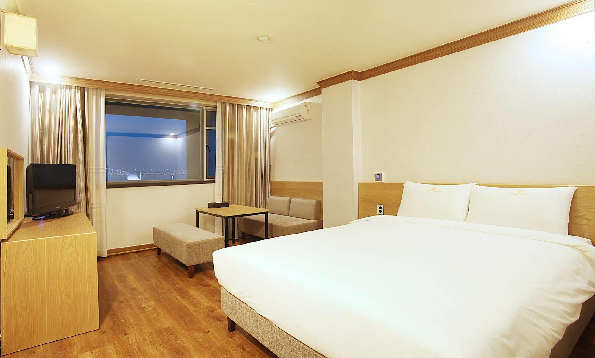 ドーン ビーチホテル プサン 釜山広域市 エクステリア 写真
