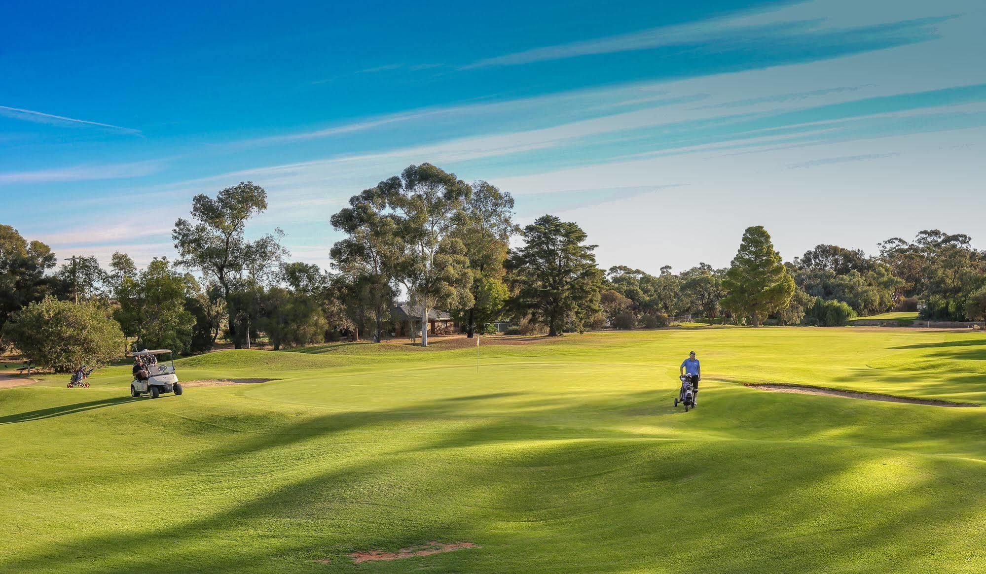 Mildura Golf Resort エクステリア 写真