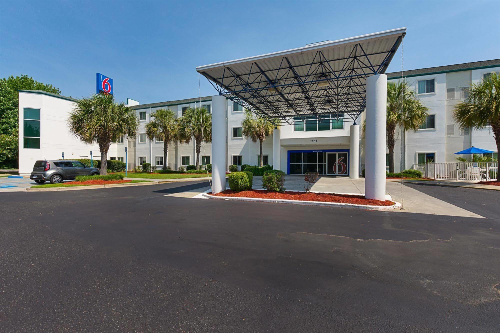 Motel 6-Columbia, Sc - Fort Jackson Area エクステリア 写真