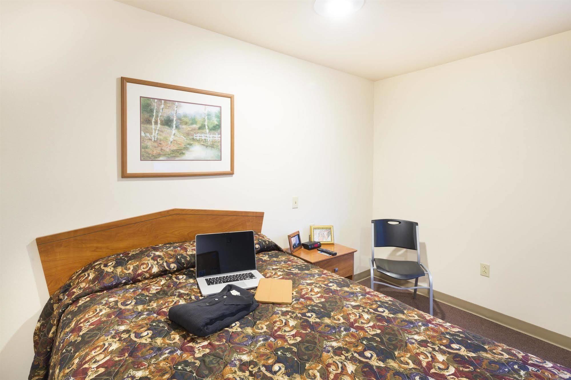 Extended Stay America Select Suites Wichita South エクステリア 写真
