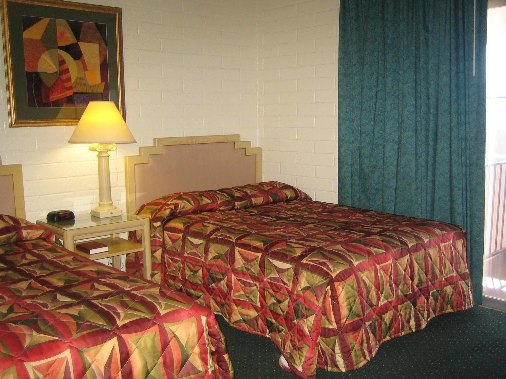 Econo Lodge Inn & Suites Yuma I-8 エクステリア 写真