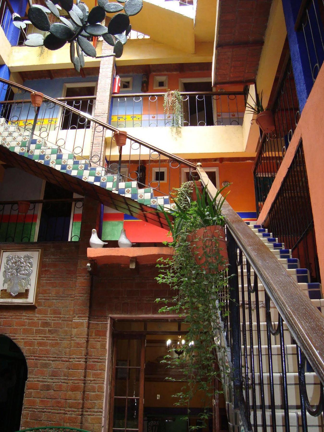 Hotel Posada La Parroquia Guadalupe  エクステリア 写真