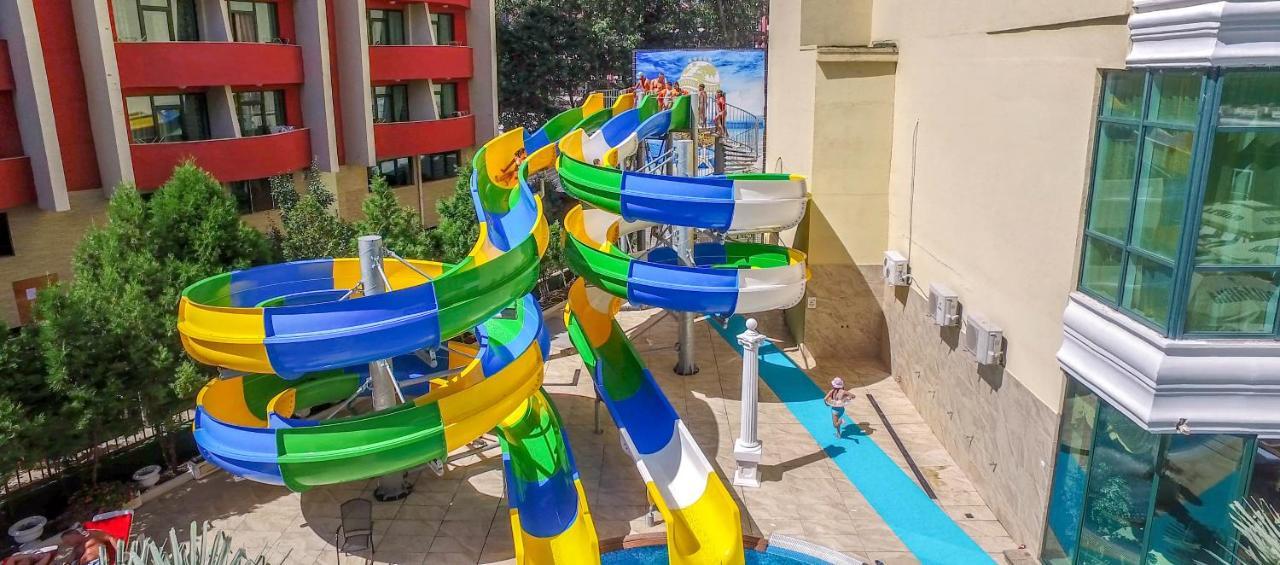 Planeta Hotel & Aquapark サニービーチ エクステリア 写真