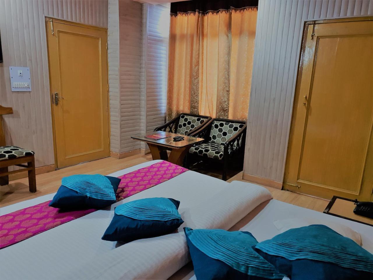 Anupam Resorts ダラムシャーラー エクステリア 写真