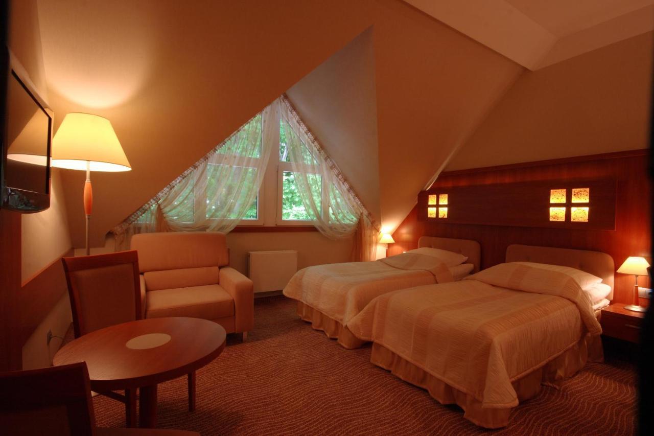 Hotel Sahara ビエルスコ・ビアバ エクステリア 写真