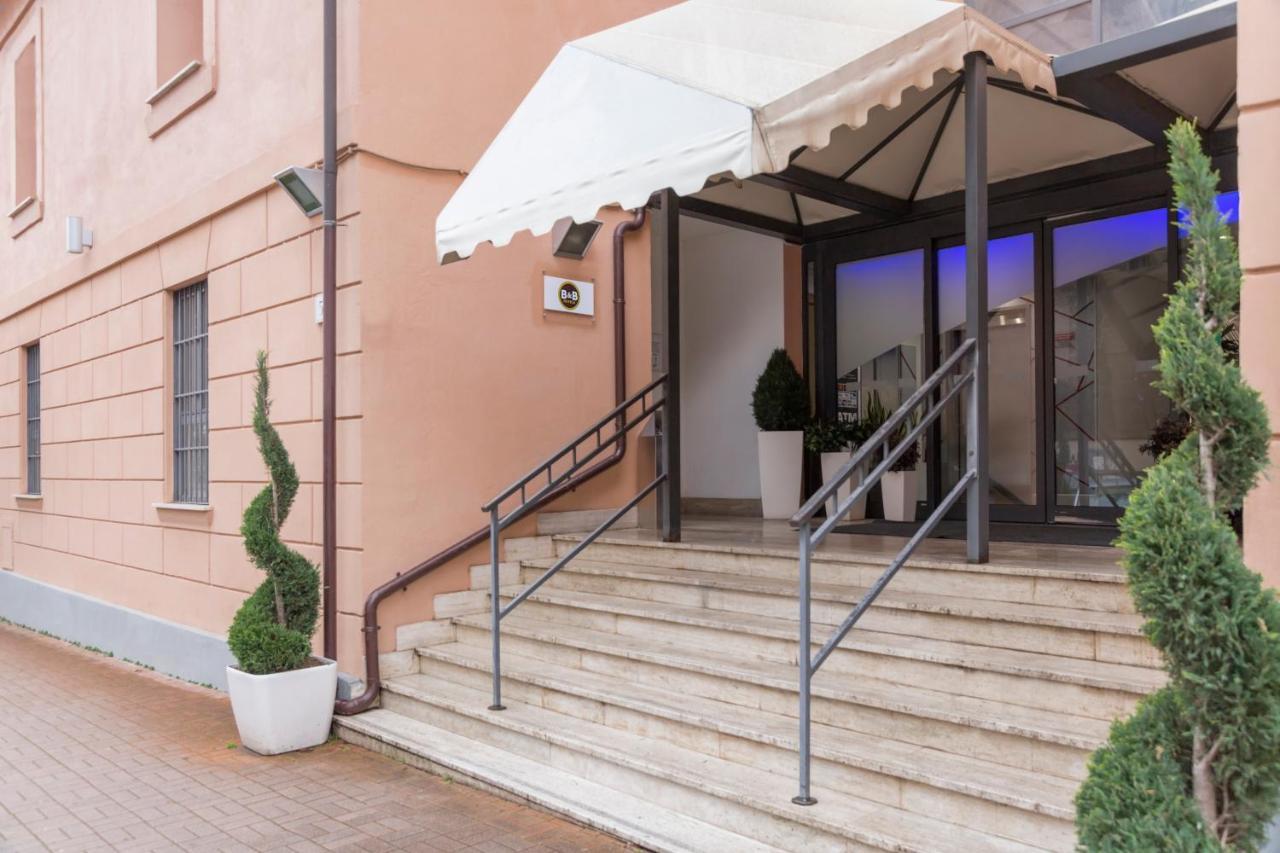 B&B Hotel Roma Tuscolana San Giovanni エクステリア 写真