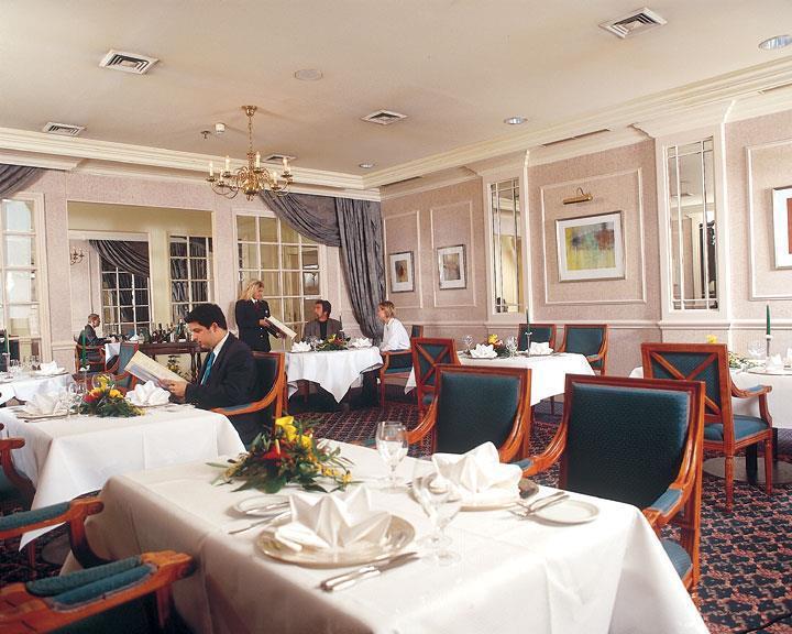 Maritim Grand Hotel ハノーファー レストラン 写真