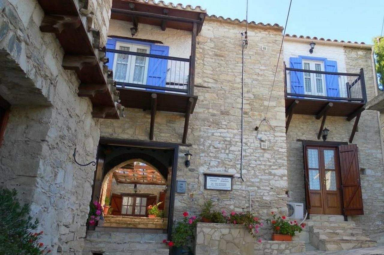 Traditional Village Houses Skarinou エクステリア 写真