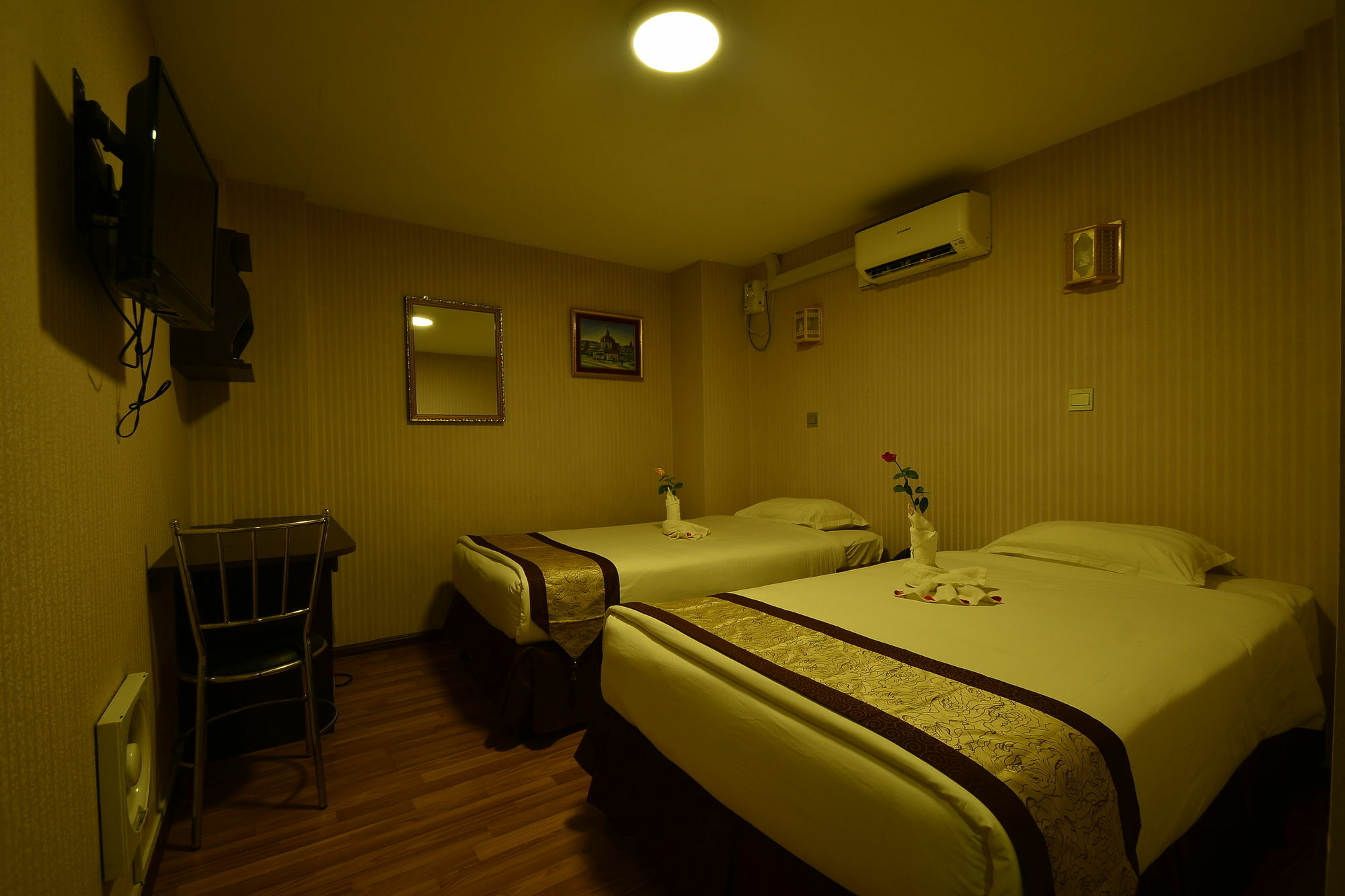 ホテル ファミリー トレジャー ヤンゴン エクステリア 写真