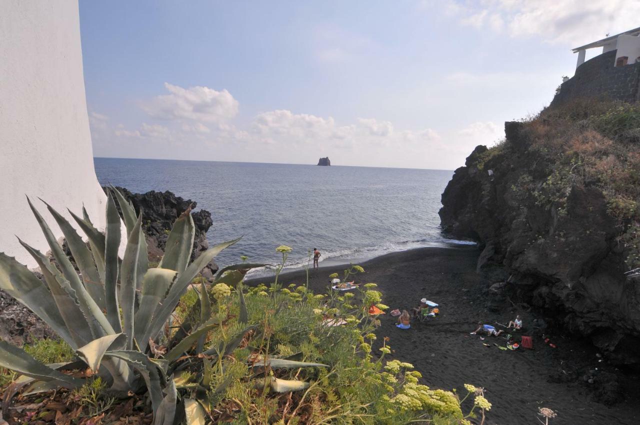 Hotel Villaggio Stromboli - Isola Di ストロンボリ エクステリア 写真